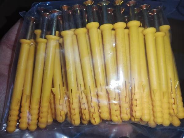 小黃魚(yú)膨脹管 建筑錨固釘  美固釘  膠塞  墻塞脹栓  壁虎螺絲自攻M6M8脹釘